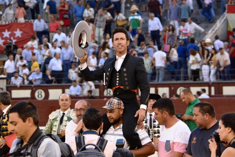 LEONARDO HERNÁNDEZ DÉCIMA PUERTA GRANDE MADRID