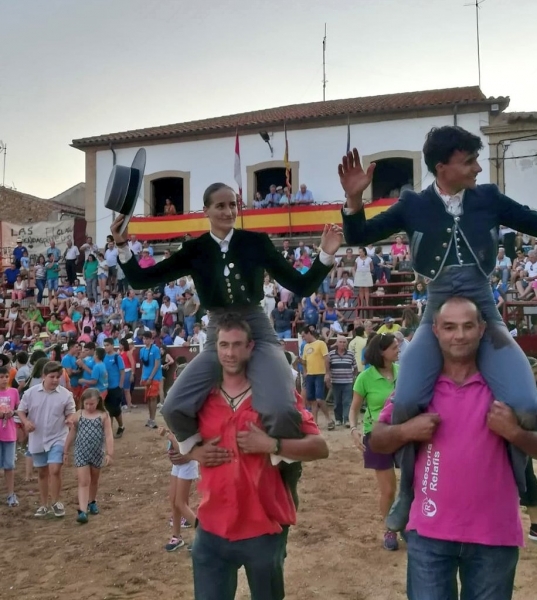 Rocío Romero triunfa en Lumbrales