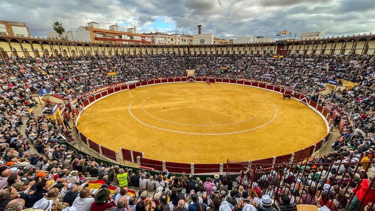 Almendralejo abre las taquillas para la venta de entradas del cartel del 15 de agosto